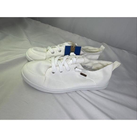 New size 9 STQ Slip on Sneakers for Women Casual Canvas Shoes Machine Washable - Picture 1 of 8